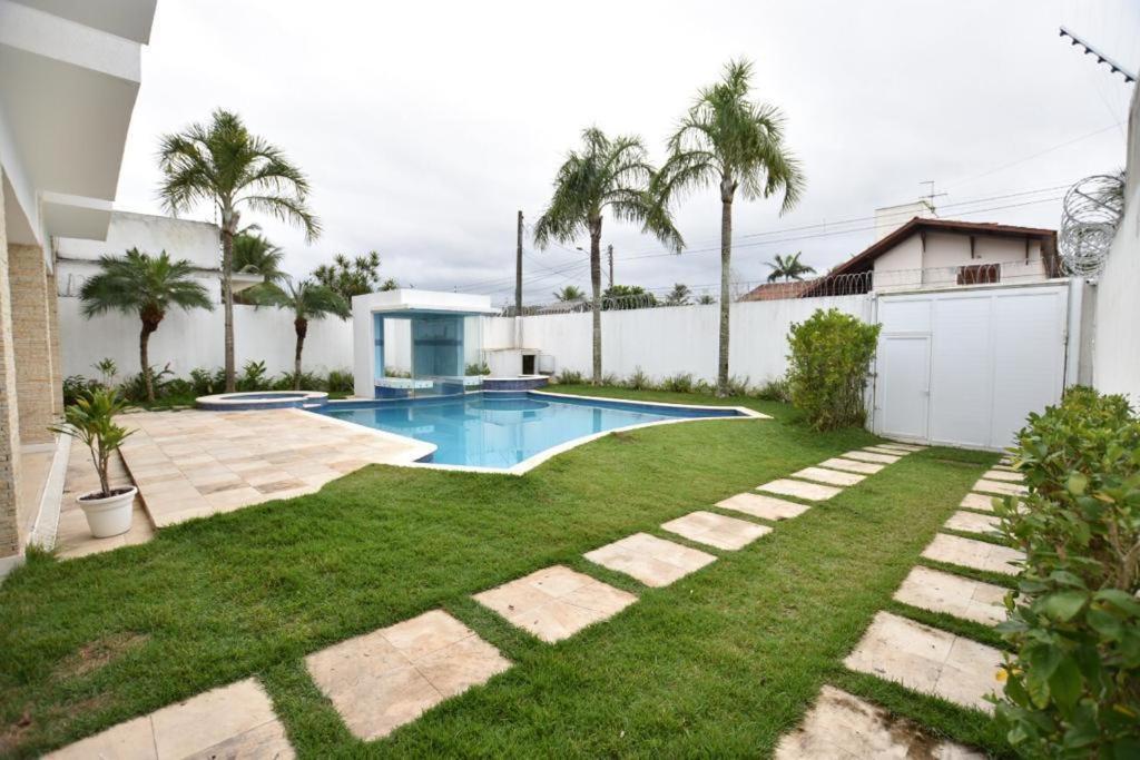 Casa Com Piscina A 150M Da Praia Da Enseada Гуаружа Екстериор снимка