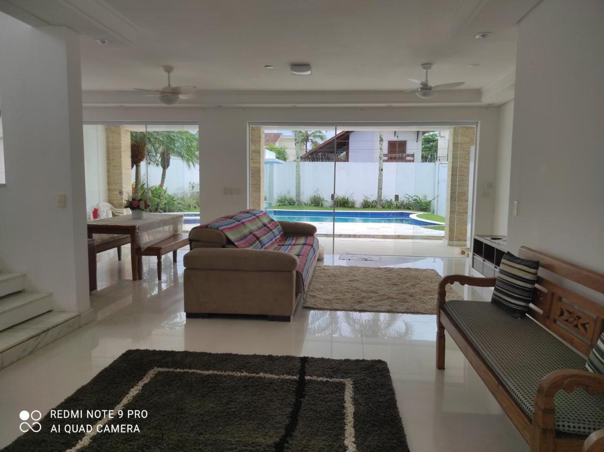 Casa Com Piscina A 150M Da Praia Da Enseada Гуаружа Екстериор снимка