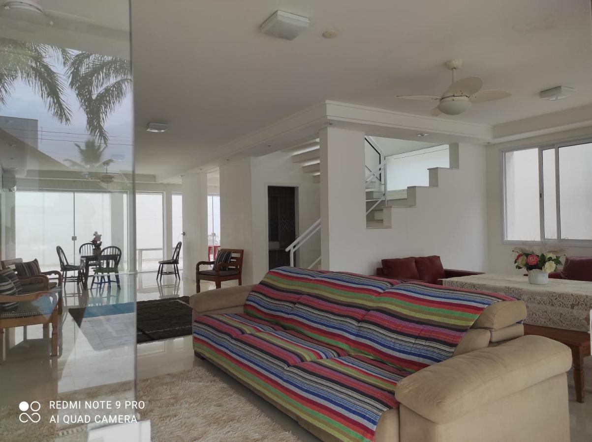 Casa Com Piscina A 150M Da Praia Da Enseada Гуаружа Екстериор снимка